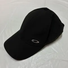 【美品】オークリー　ロゴキャップ　黒のサムネイル
