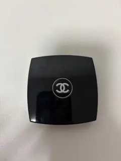 シャネル チーク ジュ コントゥラスト 330 ローズ ペティヤン