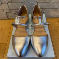 【値下】モードエジャコモ マニュ シルバー パンプス24.5cmのサムネイル