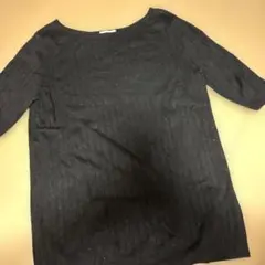 GU L 黒いリブ編み五分袖トップス