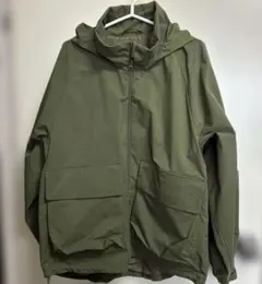 GU オリーブグリーン　カーキ フード付きジャケットフード無しできます2way