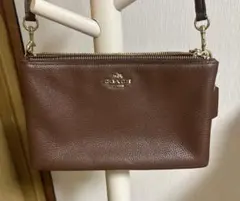 COACH ブラウンレザー ショルダーバッグ　ブラウン　茶色
