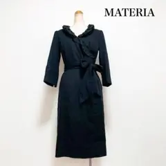 MATERIA マテリア フリル襟ワンピース 黒 七分袖 上品 美シルエット