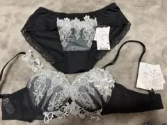 Item thumbnail for item d55dd83b-a8b4-4142-b0f5-070b3f1de9cb