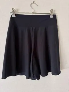 Ernest Leoty 新品未使用 黒 ショートパンツ ランニング ヨガ - メルカリ