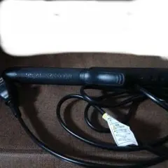 VS Sassoon ストレートヘアアイロン ブラック