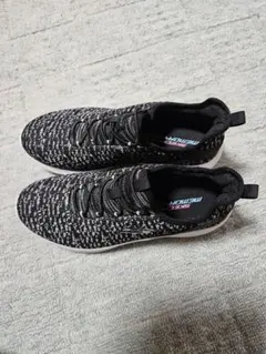 SKECHERS Memory Foam スニーカー ブラック/ホワイト