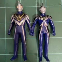 【フィギュア】リニューアル版+当時版ソフビ・ウルトラマンアグル【800サイズ】