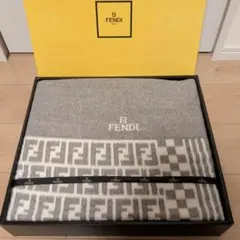 2026年最新】Fendi 毛布・ブランケットの人気アイテム - メルカリ