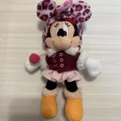 激レアディズニーリゾート ミニーちゃんヒョウ柄ファンキャップ着用ぬいぐるみバッジ