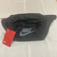 NIKE ボディーバッグ ナイキ テッ