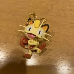 포켓몬 蓄光フィギュアチャーム 나옹 포켓몬 センター ポケセン