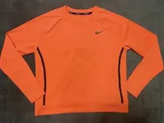 Nike ロングTシャツ