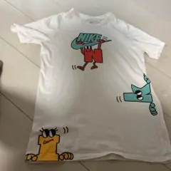 NIKE キッズ Tシャツ ホワイト キャラクタープリント　ナイキのサムネイル