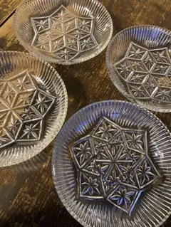 昭和レトロ　ガラス皿　4枚セット　デザート皿　アンティーク　カットガラス