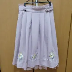 axes femme ブーケ刺繍タックスカートのサムネイル
