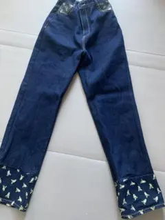 Item thumbnail for item 167cbdb3-12cc-4d8c-88f6-99fd268dd8aa