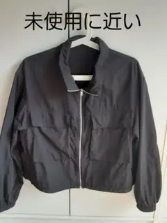 上着　ジャンパー　シンプル　ブラック