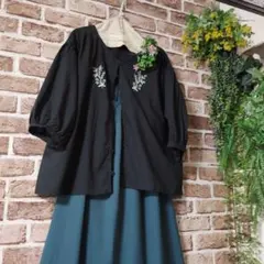 お買い得2枚セットサマンサモスモス刺繍トップス＆セポあさぎ色のキャミワンピース