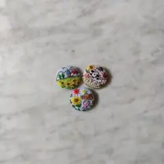 刺繍ブローチ cosmo ハンドメイド 2個セット