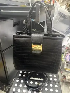 Salvatore Ferragamo 極上クロコ型押し リアルファー 本革 - メルカリ
