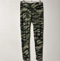 Item thumbnail for item bcc9cd75-ccc5-40a3-b70b-9069e5f3f642