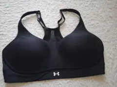 Under Armour ブラック スポーツブラのサムネイル
