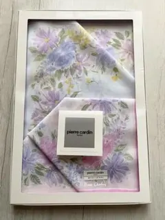 フラワープリントのハンカチ Pierre cardin 2枚セット