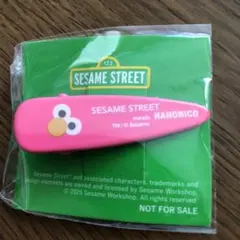 SESAME STREET elmoヘアクリップ ピンク【非売品】のサムネイル