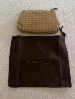BOTTEGA VENETA ポーチ バタフライ柄のサムネイル