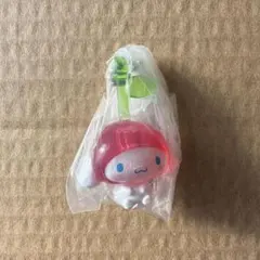 シナモロール なかよしさくらんぼスイング　ガチャガチャ　カプセルトイ