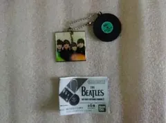 BEATLES ダイキャストレコードチャーム2