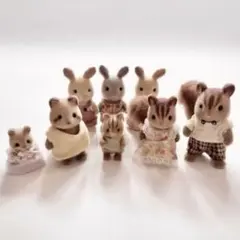 シルバニアファミリー 人形本体　8体セット　シマリス　リス　うさぎ