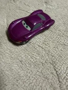トミカ　ホリーシフトウェル　カーズ