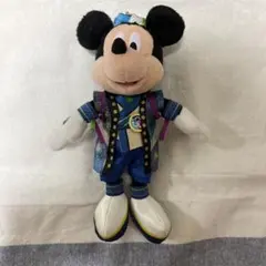 ディズニーリゾート　ミッキーマウス35周年ぬいぐるみバッジ