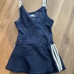水着　アディダス