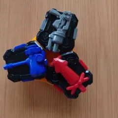 假面騎士Geats 巨型腰帶 錘子・爆能槍・劍・掛架