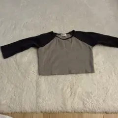 グレー ブラック クロップド長袖トップス