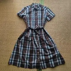 ナチュラルビューティーベーシック ブラウンチェック 半袖ワンピース ひざ丈