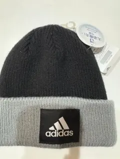 adidas ニット帽 黒・灰色