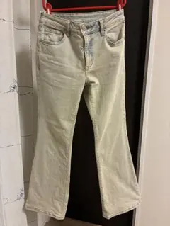 【GU】スリムフレアジーンズ　M 62BLUE