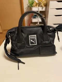 PUMA ハンドバック　男女兼用　肩紐付き