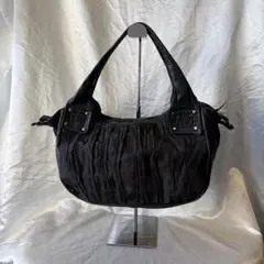 ハンドメイド　黒いレザー　プリーツハンドバッグ