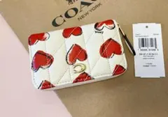 新品COACH スモール ジップ アラウンド カード ケース ハート 財布