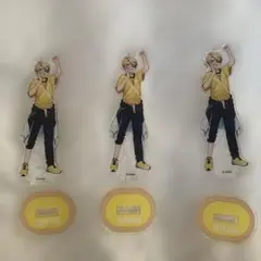 カラフルピーチ たっつん アクリルスタンド ファミマ コラボ