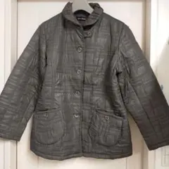 ミセス　レディース服　婦人服　シニア　アウター　薄手中綿ジャケット