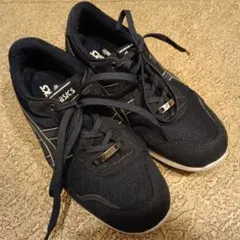 値下げ！美品　ASICS　スニーカー