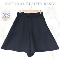 NATURAL BEAUTY BASIC ブラックショートパンツ XS 綺麗め