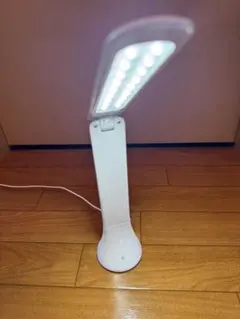 LEDデスクライトホワイトタッチセンサー式折りたたみ式REMAX RL-E180