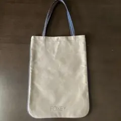 FOXEY トートバッグ ベージュ系のサムネイル
